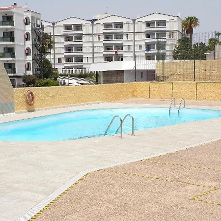 Juncos 402 * Playa del Inglés