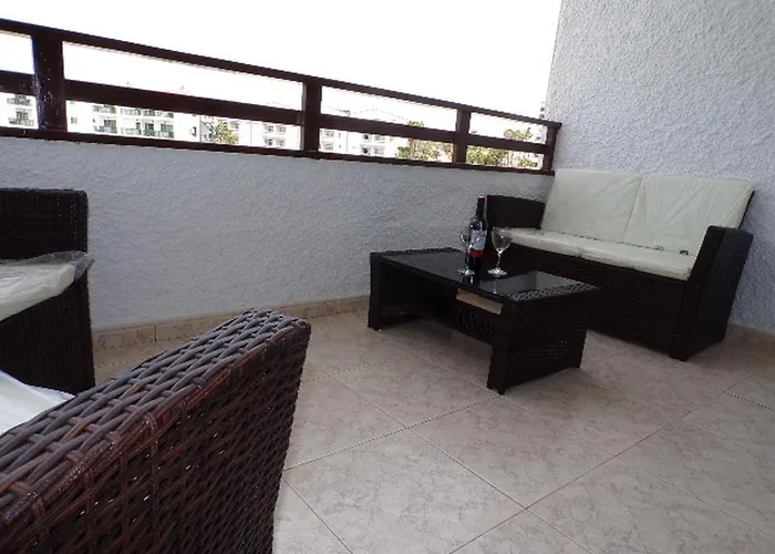 Daire Juncos 402 *